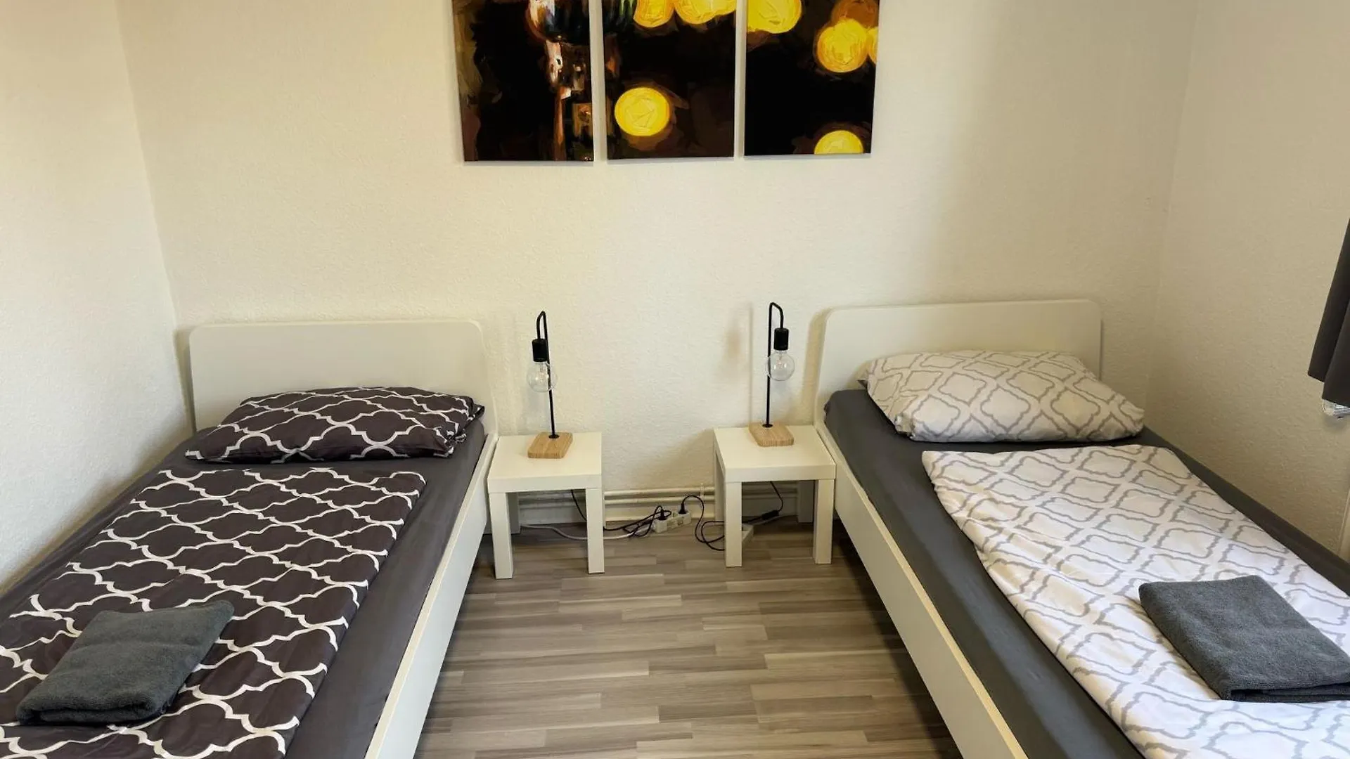 Ruhige 3-Zimmerwohnung Im Norden Bremens Fuer Monteure Und Geschaeftsreisende Pm 31 Og 0*, Bremen Germany