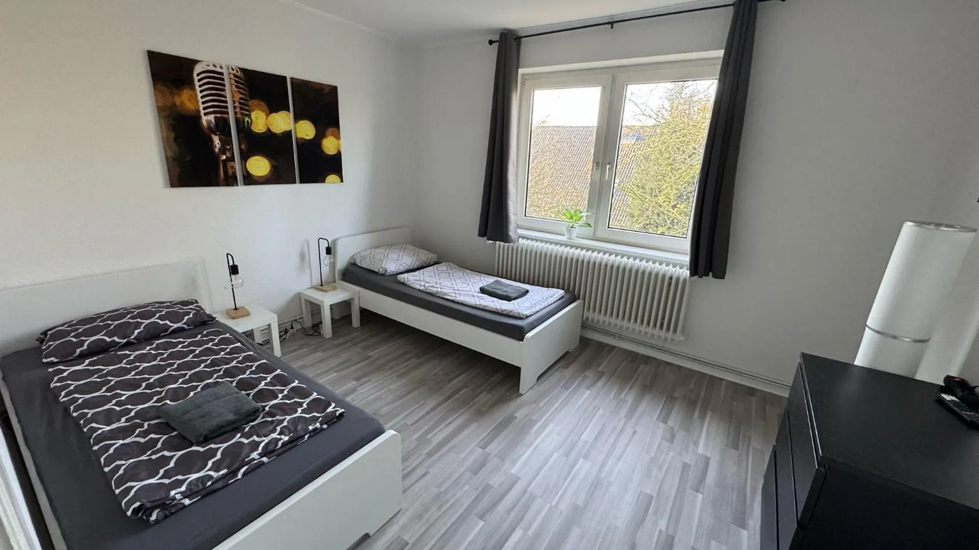Ruhige 3-Zimmerwohnung Im Norden Bremens Fuer Monteure Und Geschaeftsreisende Pm 31 Og Germany